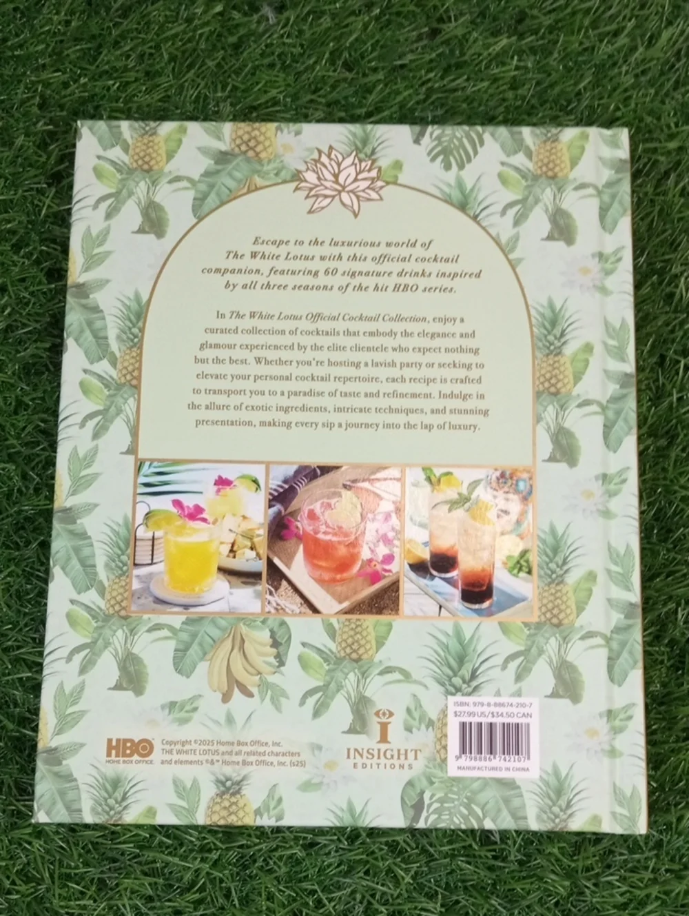🏠🍒 Official The White Lotus Cocktail Collection Book